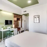 National Square 4* Naples