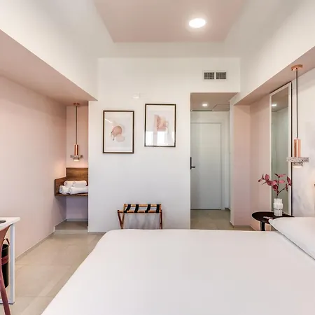 National Square Guest house *