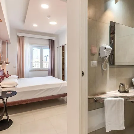 Vendégház National Square 3*